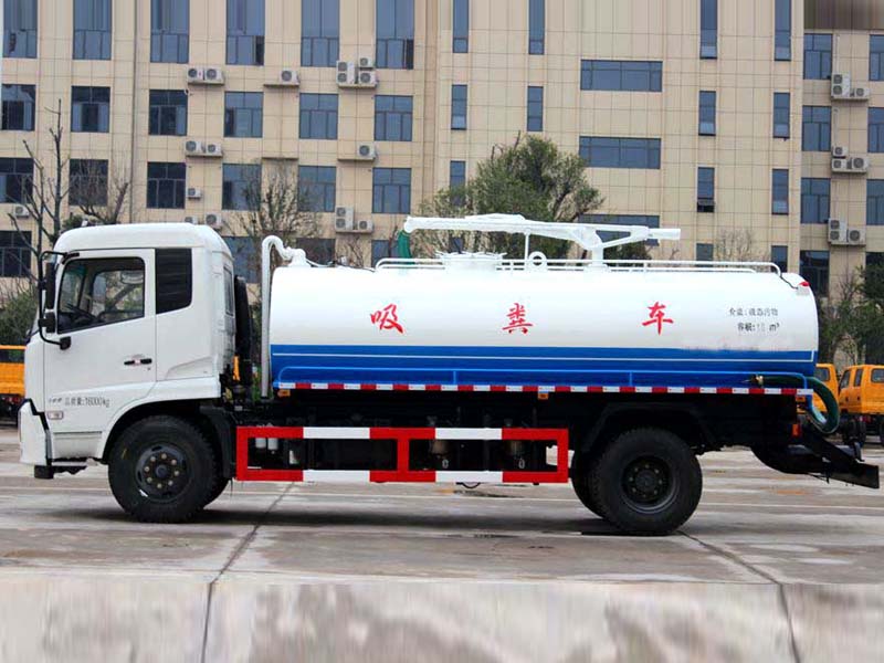 東風(fēng)天錦14方吸糞車(chē)