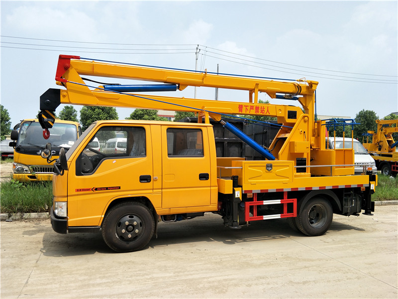 江鈴雙排12米藍(lán)牌高空作業(yè)車(chē)圖片