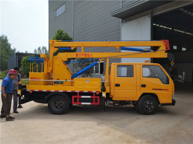 江鈴雙排12米藍(lán)牌高空作業(yè)車(chē)圖片